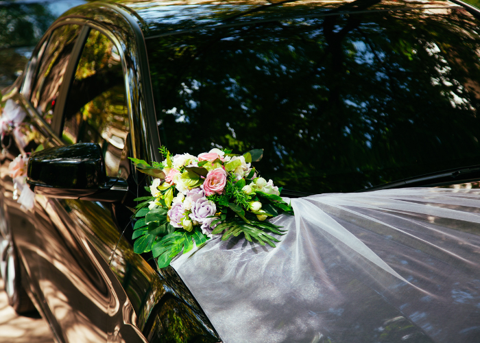 Wedding Car Hire in Goa – Luxury Cars & Tempo Travellers Available
